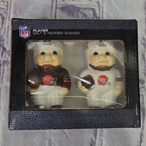 Vintage Cleveland Browns NFL Football Salt & Pepper Shaker Ceramic